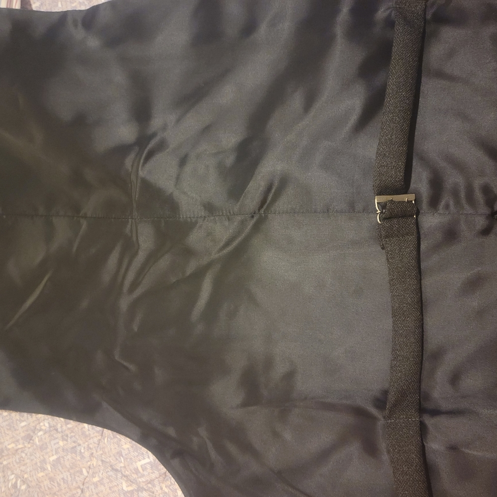 John Varvatos luxurious suite vest - Picture 4 of 7